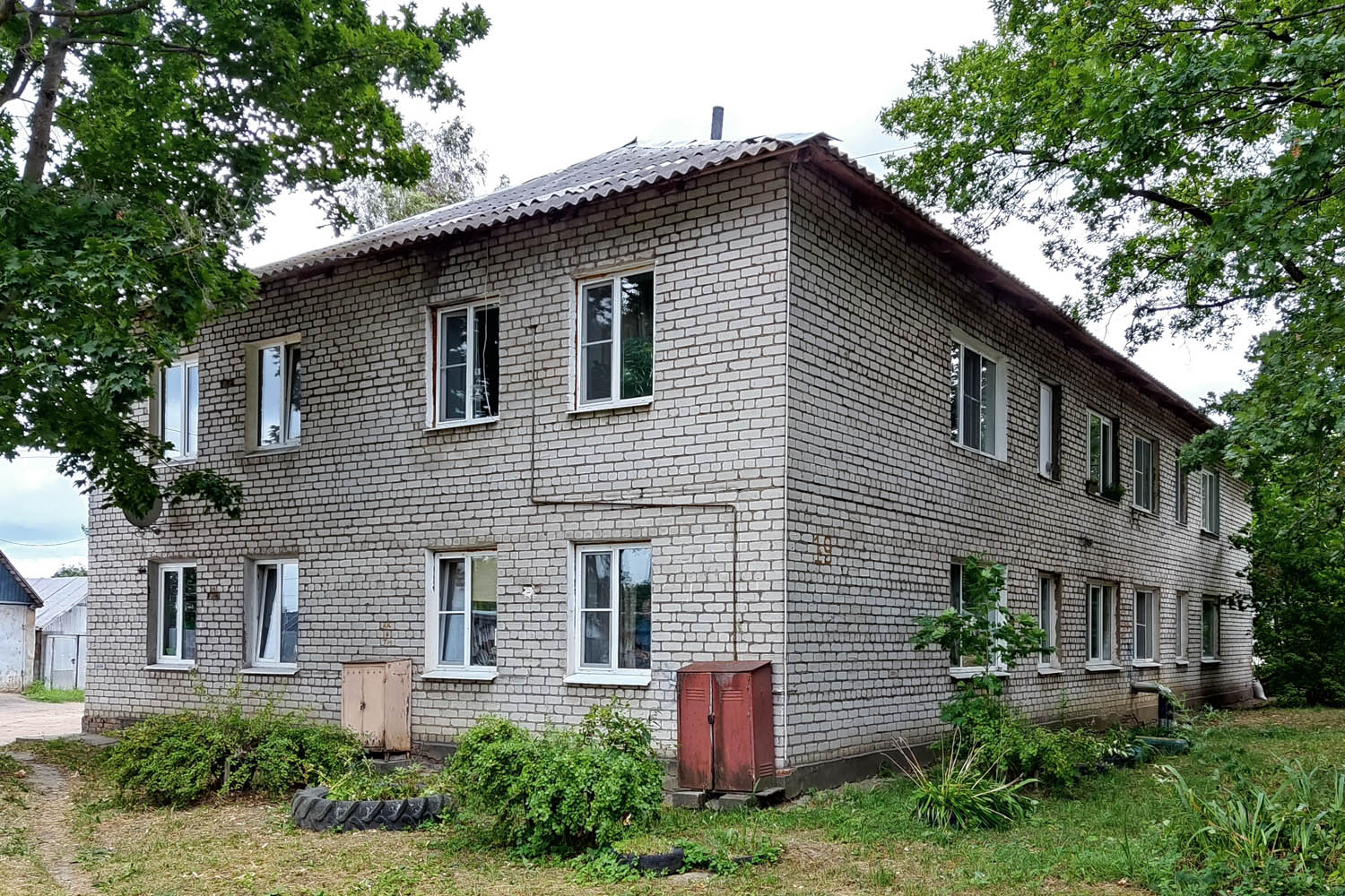 Priozersk District, other localities, Петровское, Шоссейная улица, 19