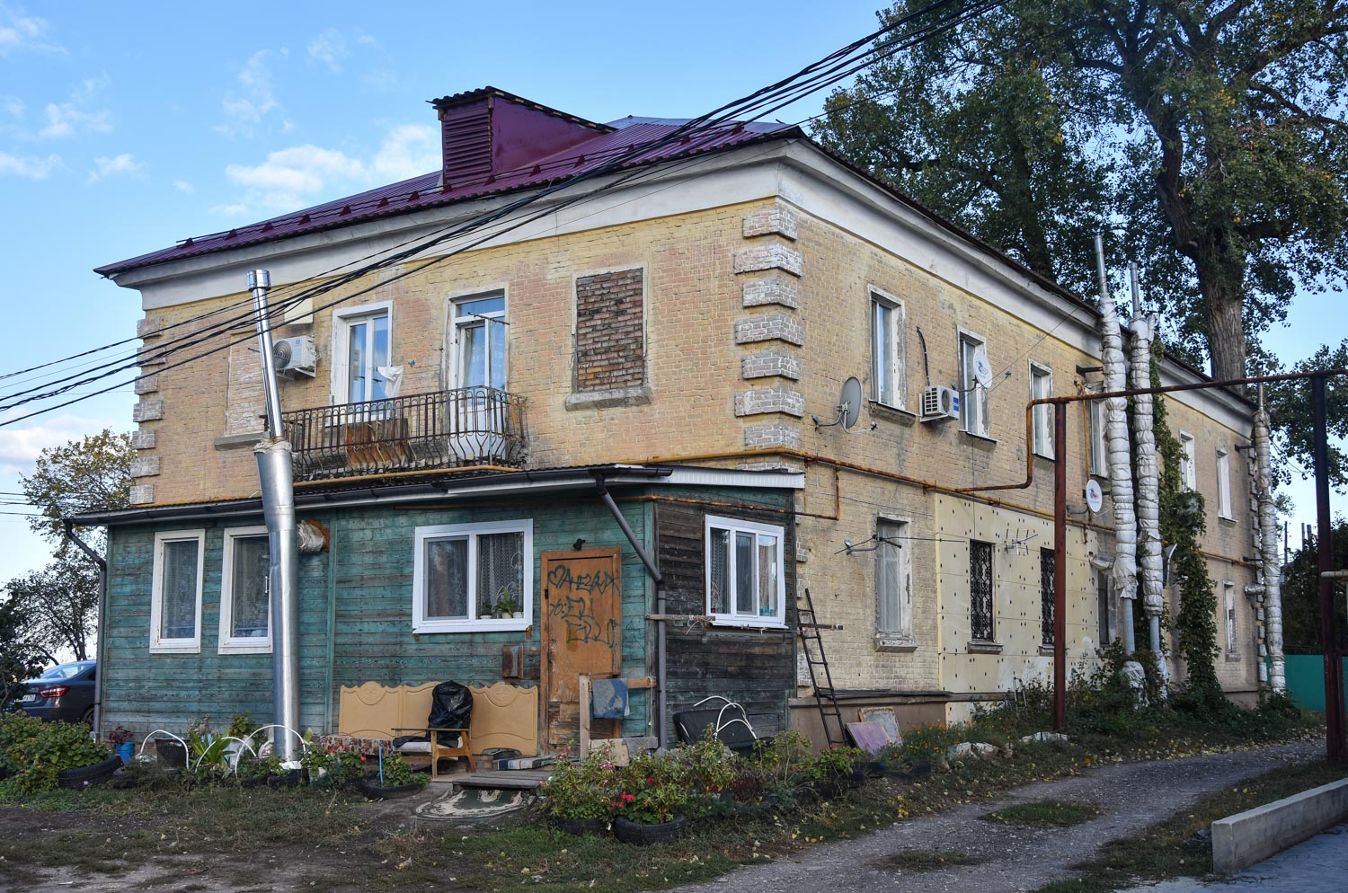 Novokuybyshevsk, Водозаборная улица, 5