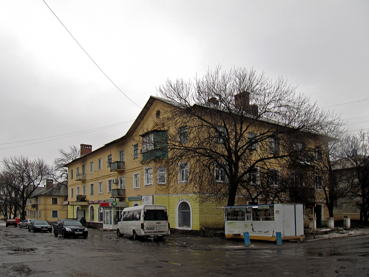 Северск, Улица Суворова, 19