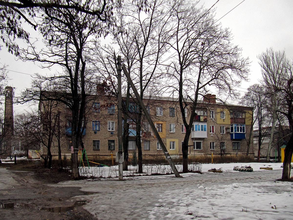 Северск, Улица Суворова, 25