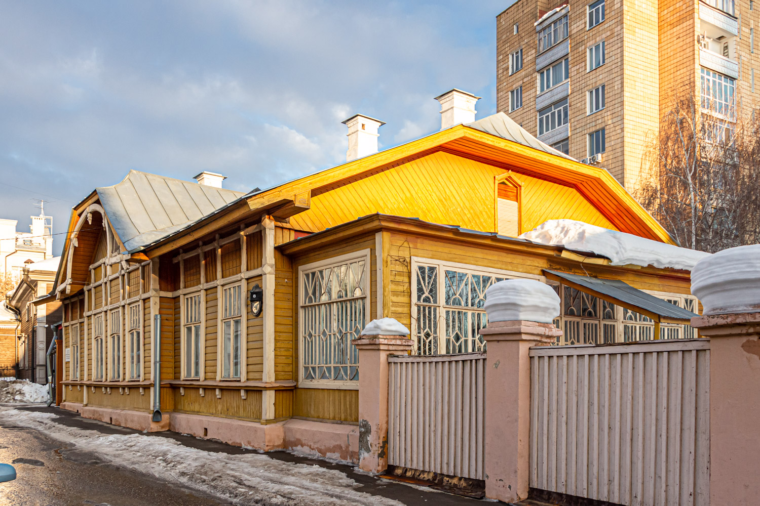 Kazan, Катановский переулок, 8