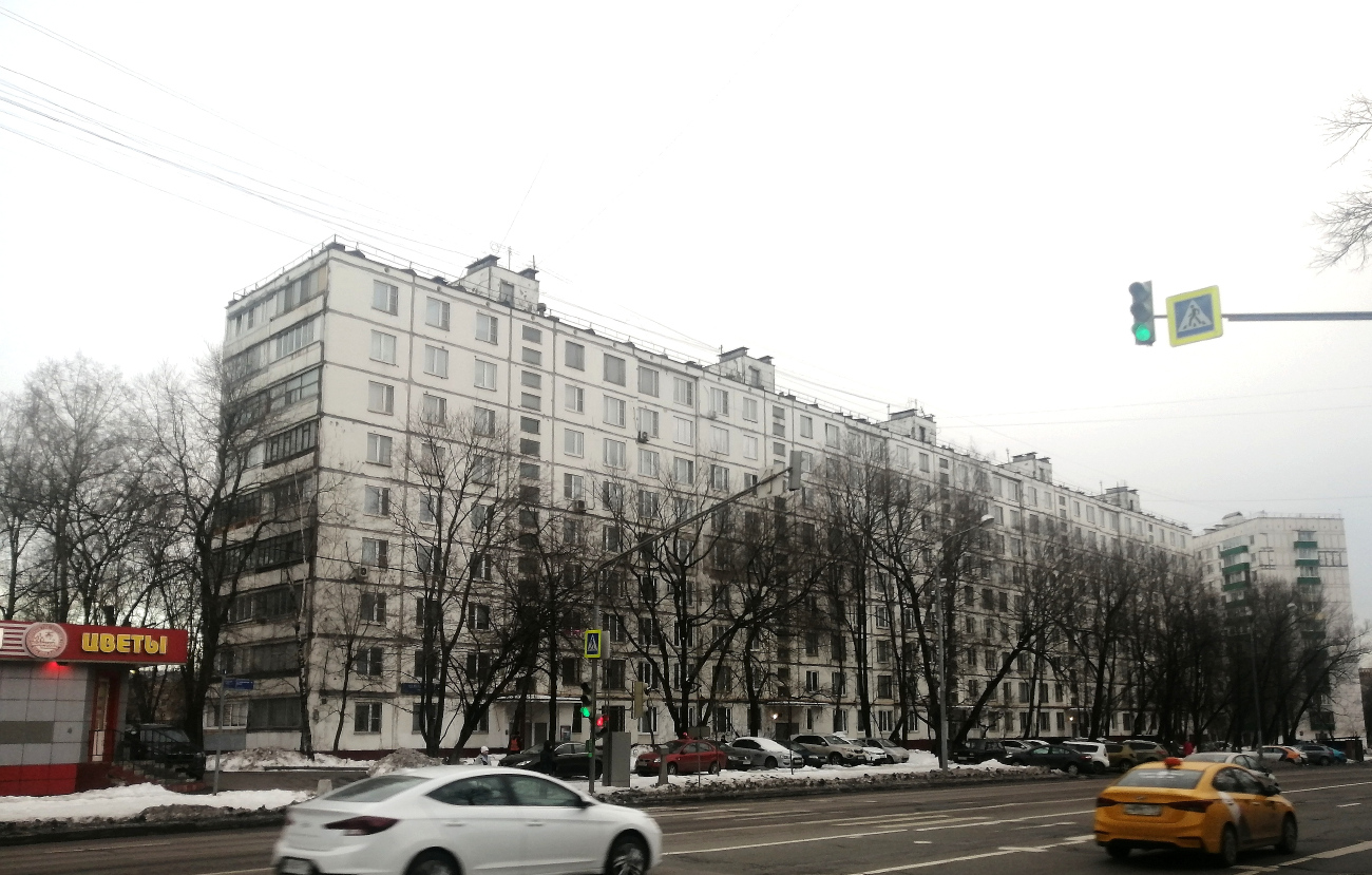 Moscow, улица Паперника, 4