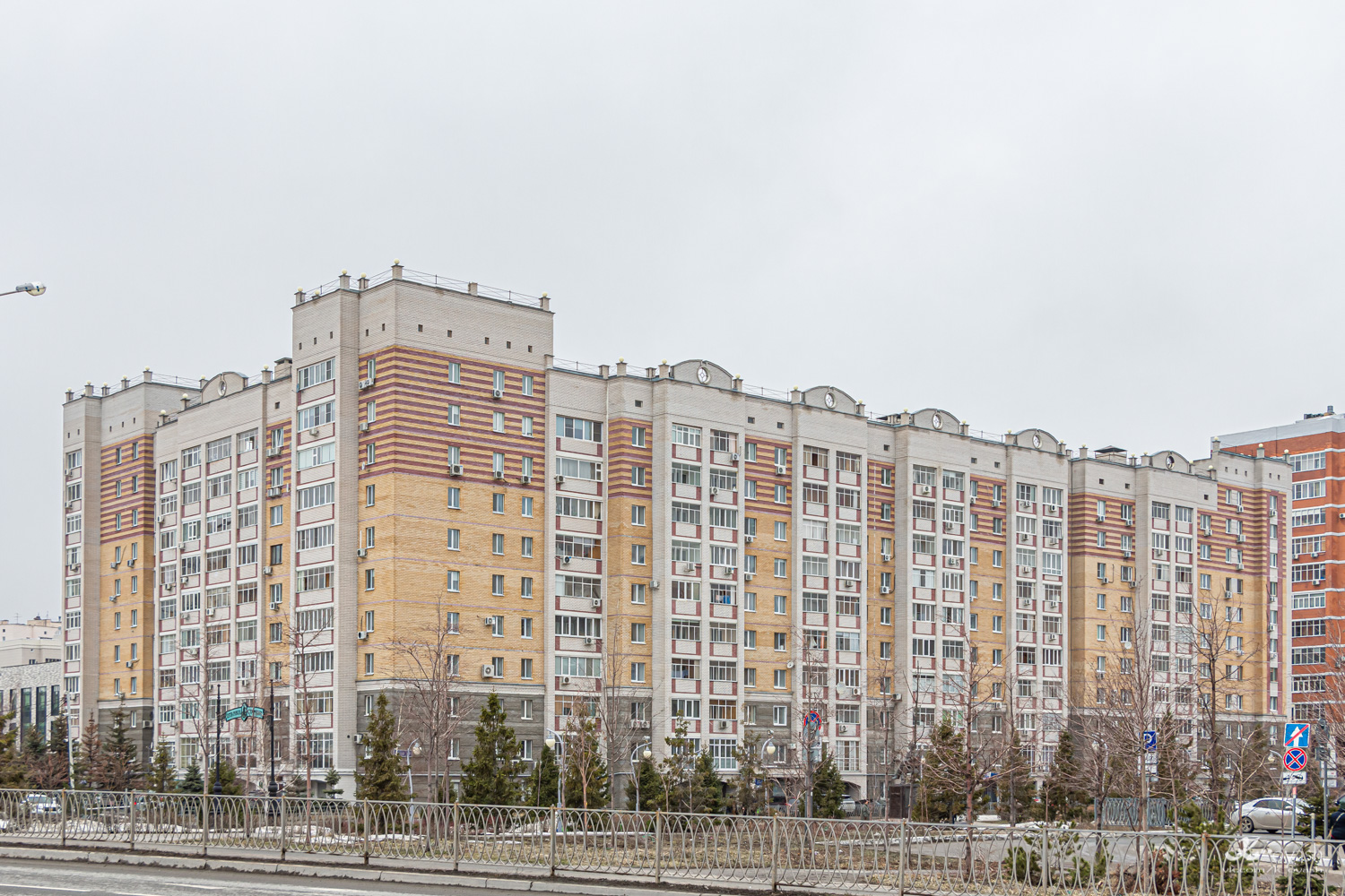Kazan, Улица Абсалямова, 13