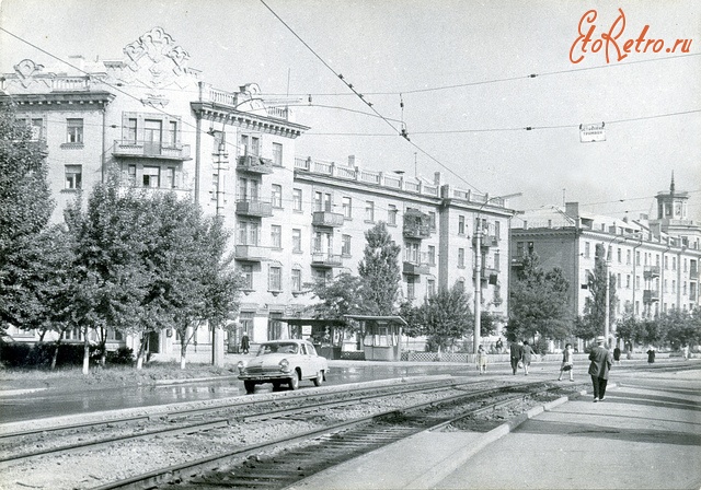 Ługańsk, Оборонная улица, 7; Оборонная улица, 5. Ługańsk — Historical photo