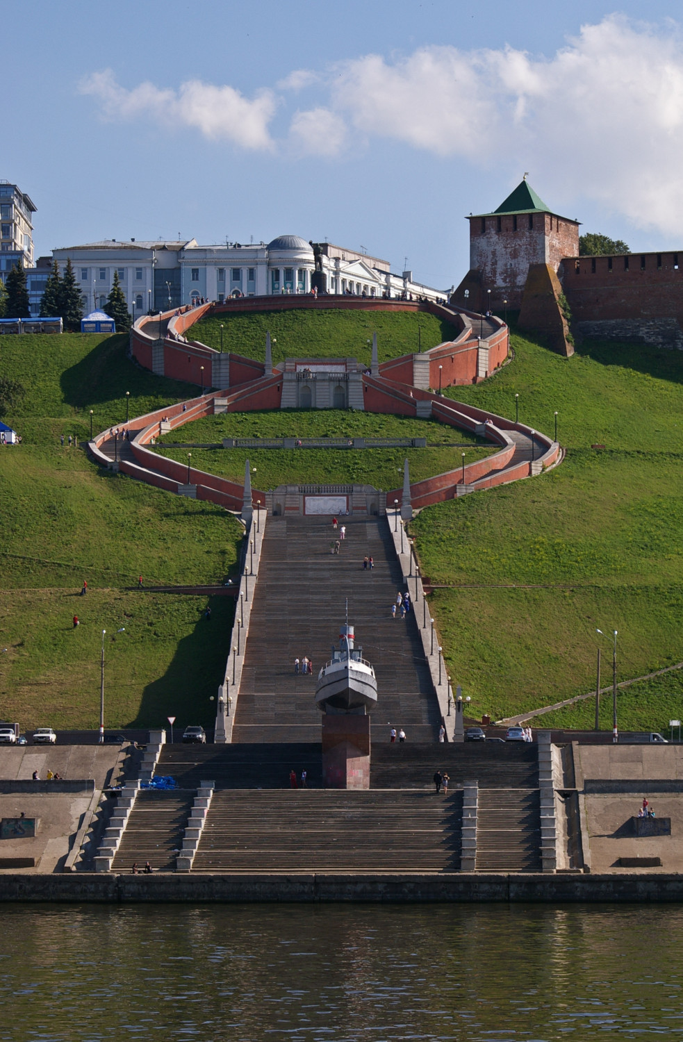Nizhny Novgorod, Нижне-Волжская набережная, Чкаловская лестница