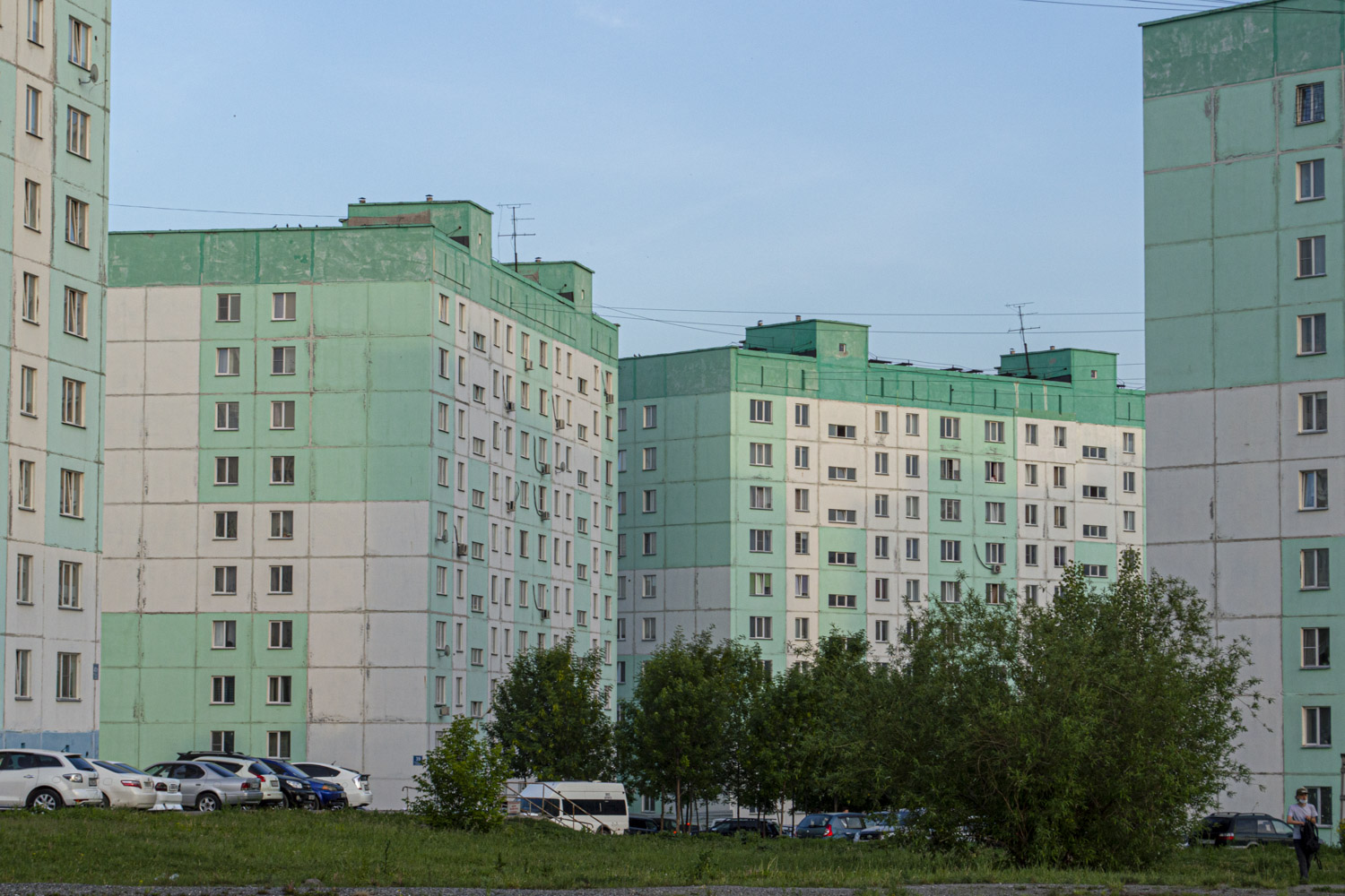 Nowosibirsk, Улица Татьяны Снежиной, 39 (подъезд 1-2); Улица Татьяны Снежиной, 39 (подъезд 3-4)