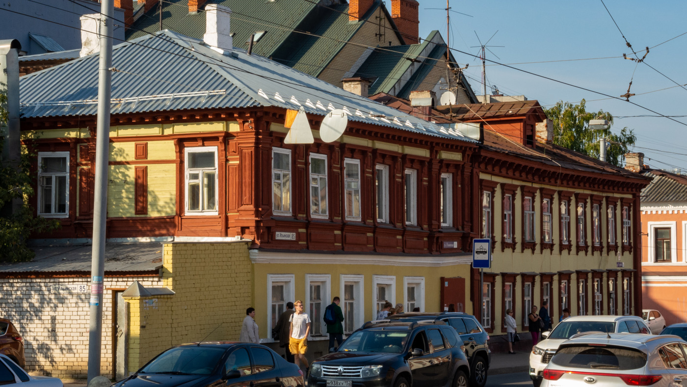 Nizhny Novgorod, Ильинская улица, 85; Ильинская улица, 83