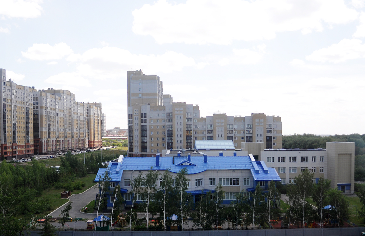Omsk, 6-я Северная улица, 2; Улица Красный Путь, 105 корп. 4