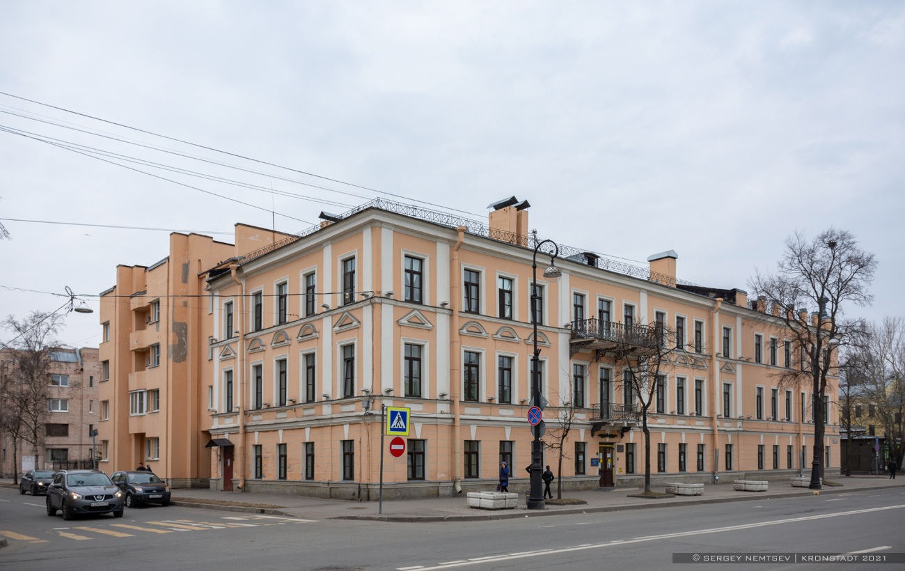 Kronstadt, Проспект Ленина, 15
