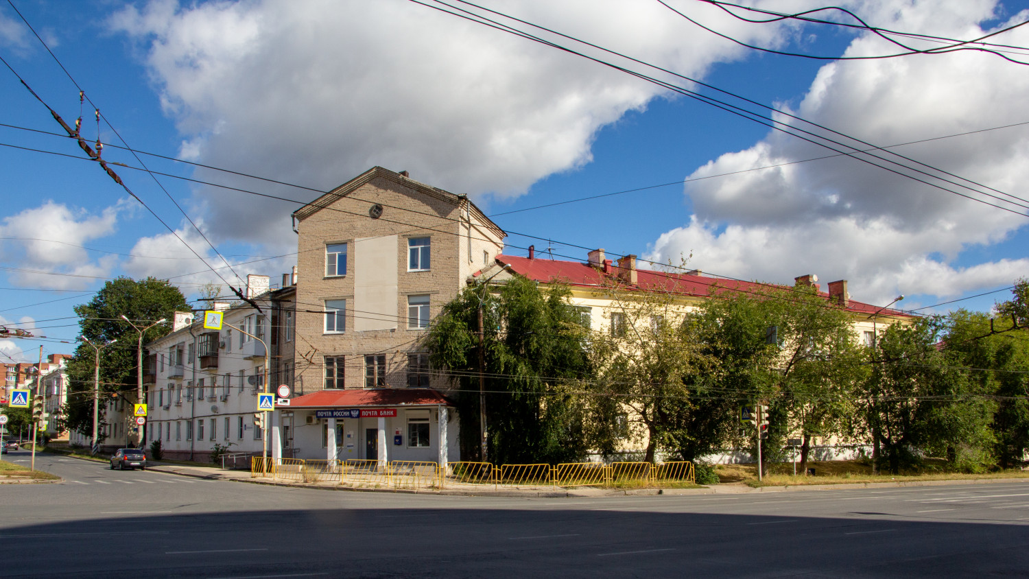 Тольятти, Улица Матросова, 2; Коммунистическая улица, 69
