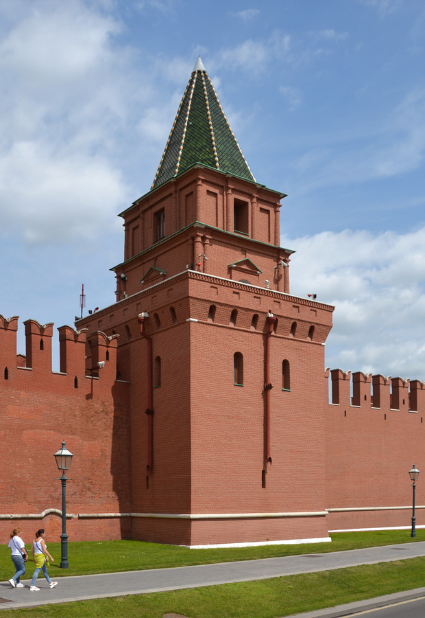 Moscow, Кремль, Петровская башня