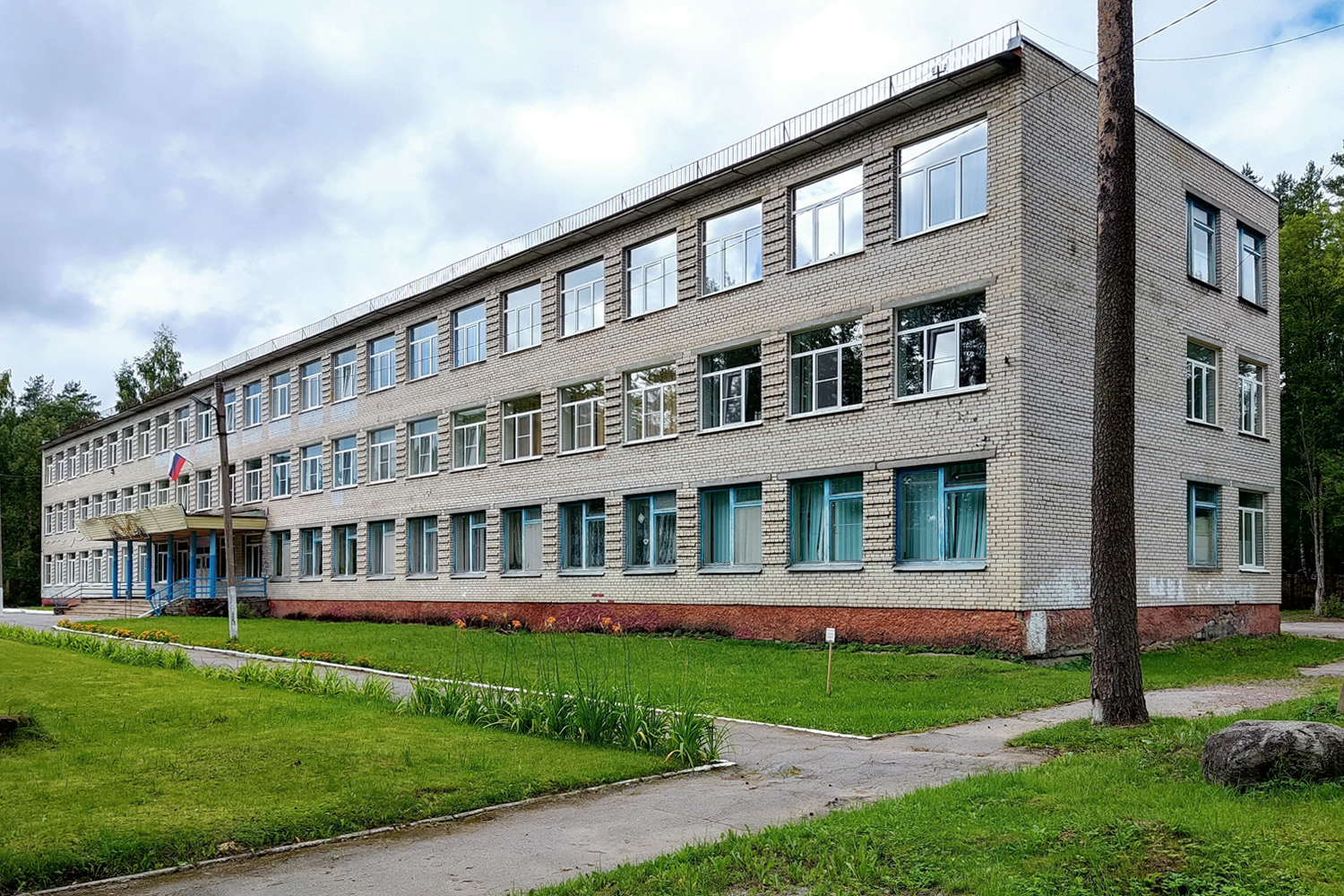 Priozersk District, other localities, Мичуринское, Первомайская улица, 1