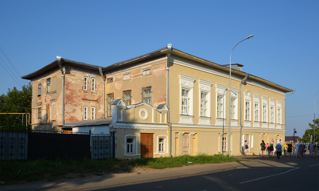 Kozmodemyansk, Советская улица, 7