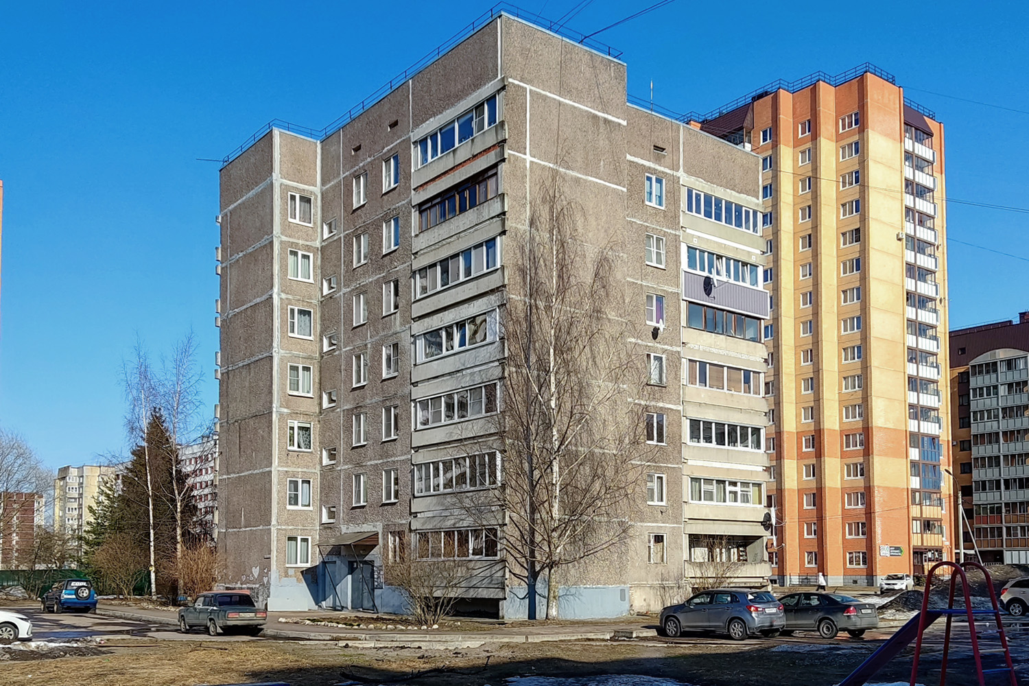 Kirowsk, Улица Энергетиков, 12