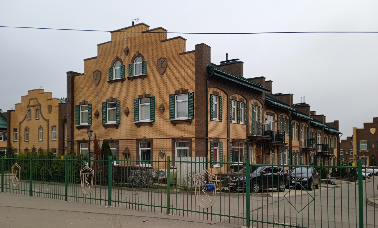 Voskresenskoye Settlement, Кронбургская улица, 1 корп. 2