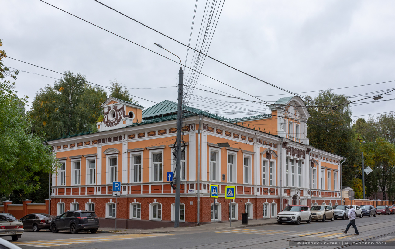 Nizhny Novgorod, Большая Печерская улица, 23 / Улица Семашко, 9