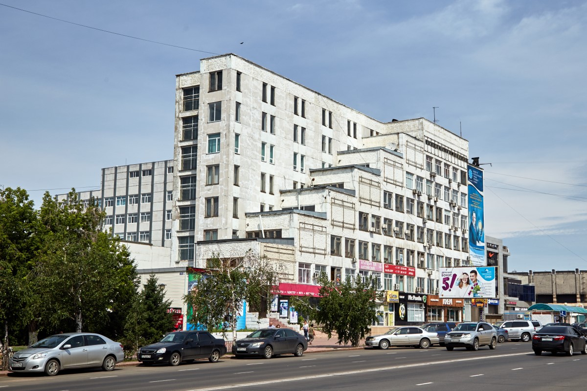 Павлодар, Улица Академика Сатпаева, 136