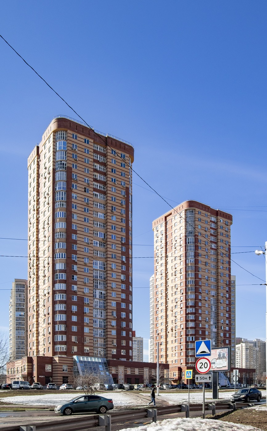 Khimki, Проспект Мельникова, 1; Проспект Мельникова, 3