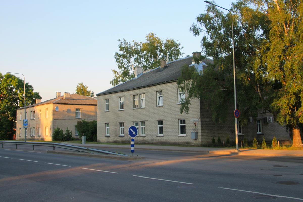 Pärnu, Papiniidu, 38