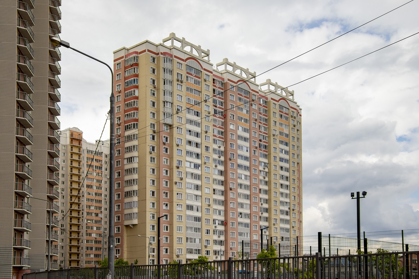Leninsky city district, other localities, пос. Дрожжино, Новое шоссе, 7 корп. 2