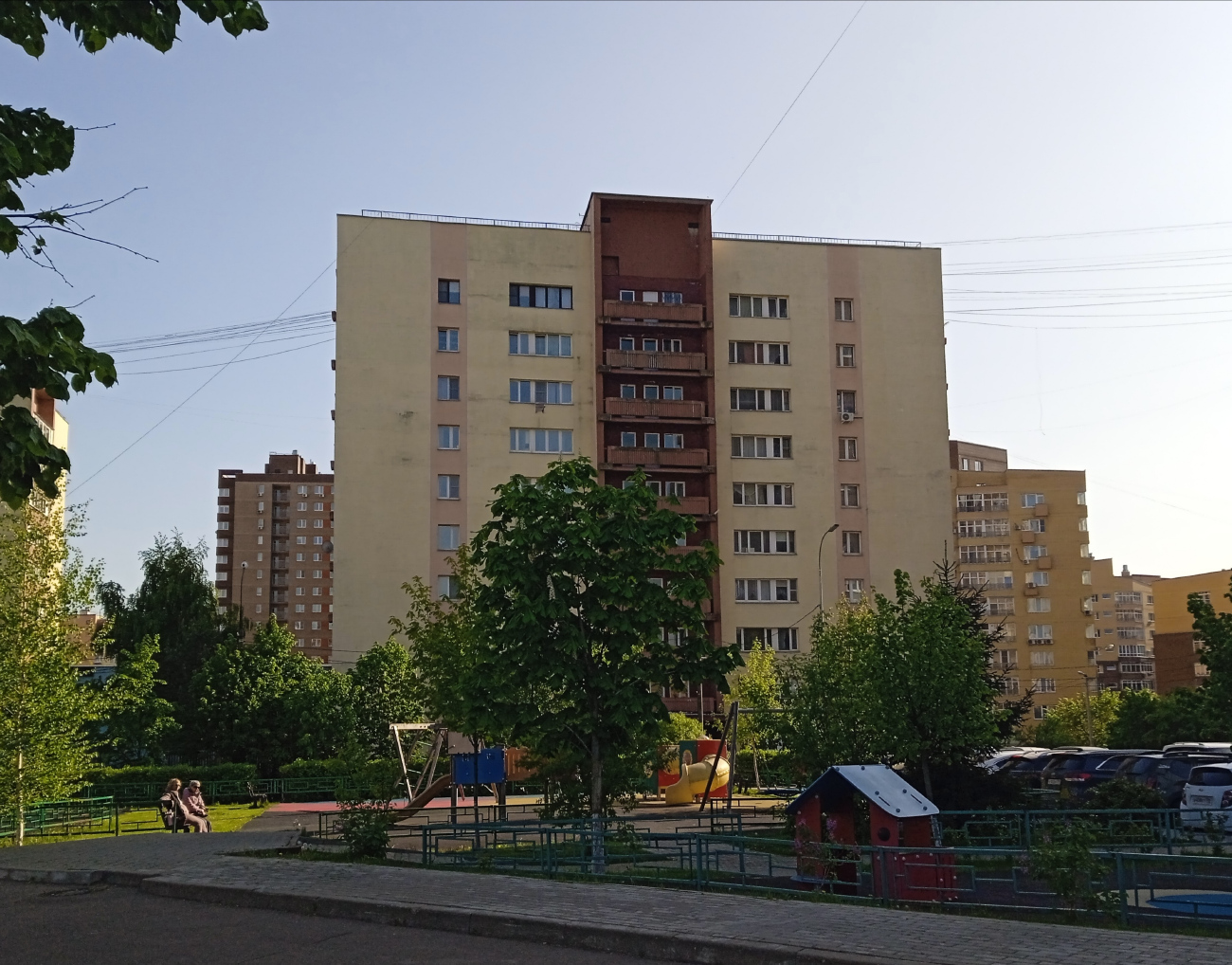 Sosenskoye settlement, Пос. Коммунарка, 15