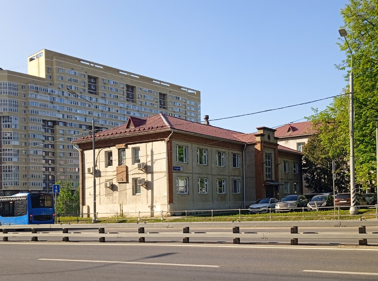 Sosenskoye settlement, пос. Коммунарка, Фитарёвская улица, 13 стр. 1