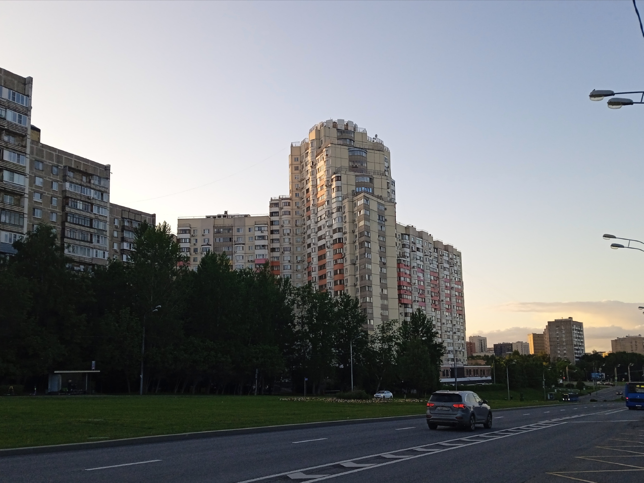 Moscow, Улица Островитянова, 53