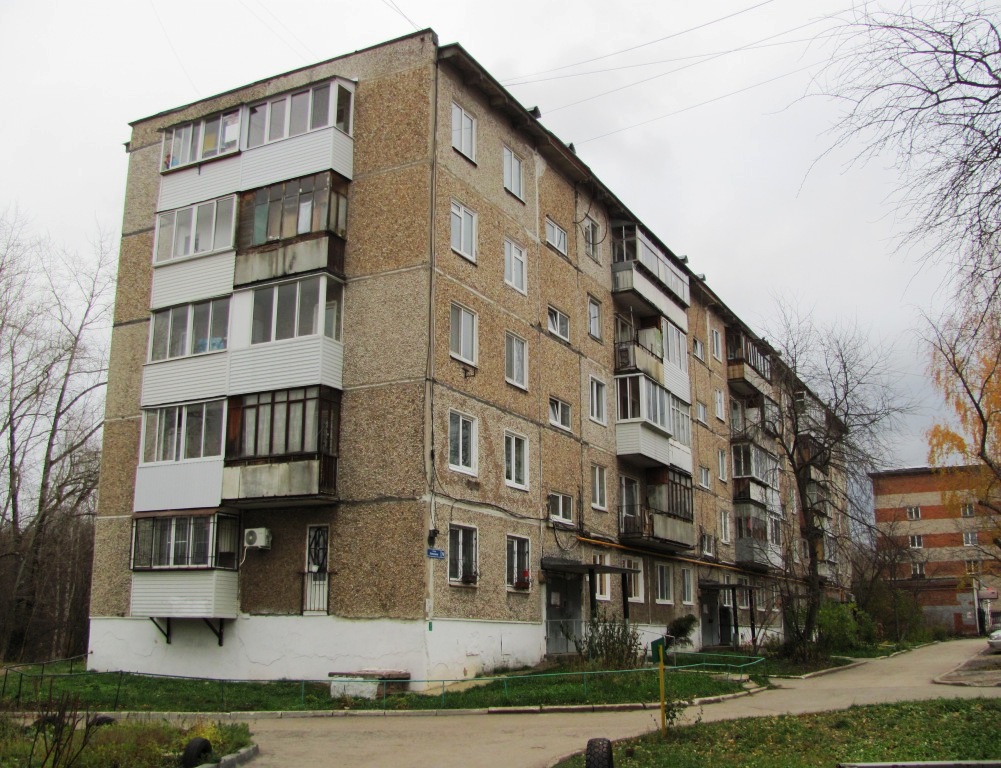 Perm, Улица Косякова, 76