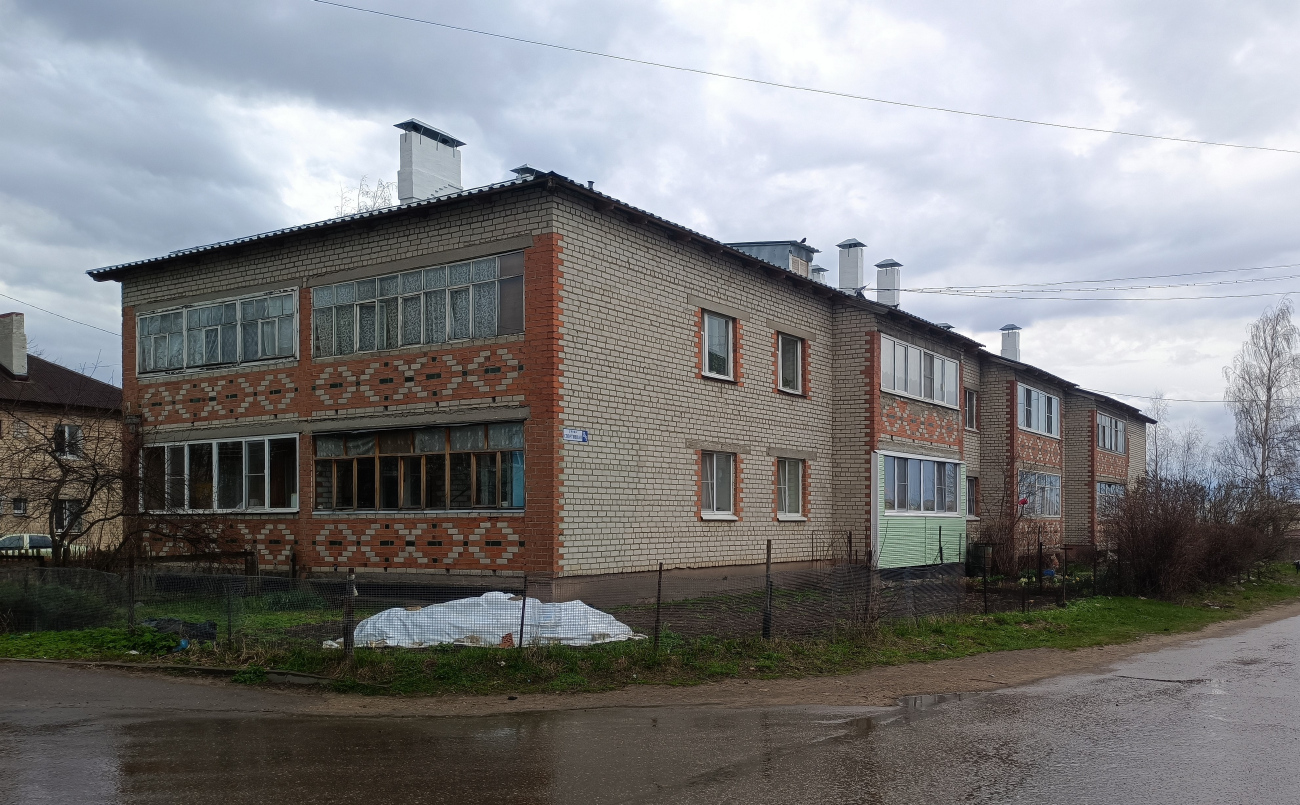 Yaroslavsky District, other localities, Пос. Дубки, Спортивная улица, 13